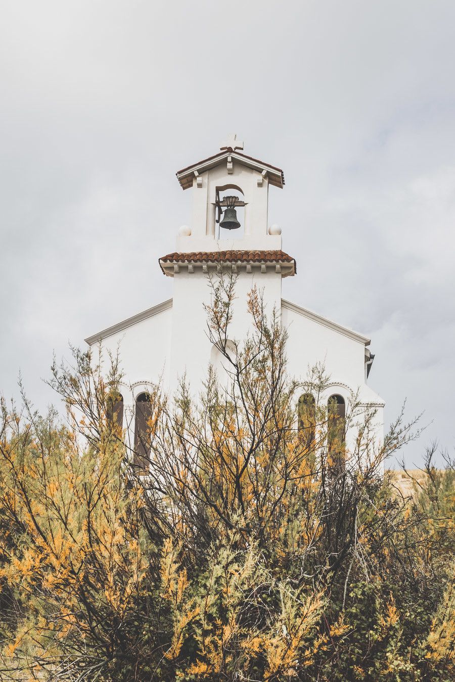 Tu prévois de visiter les Landes ? Tu rêves de plages de sable fin et de coins nature sans prendre l’avion ? Les Landes sont faites pour toi ! Retrouve dans notre article détaillé quoi faire dans les Landes, que voir et que visiter, entre jolies plages et villages de charme, réserves naturelles… #roadtrip #landes #nouvelleaquitaine #france / Vacances en France / Vacances plage / France paysage / Landes paysage / Landes tourisme / Landes plage / Landes France / Voyage en France / Voyage nature