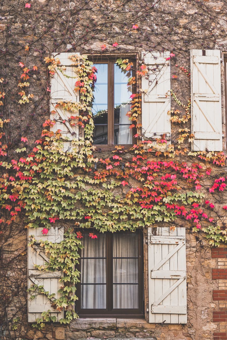 Façades de Puycelsi