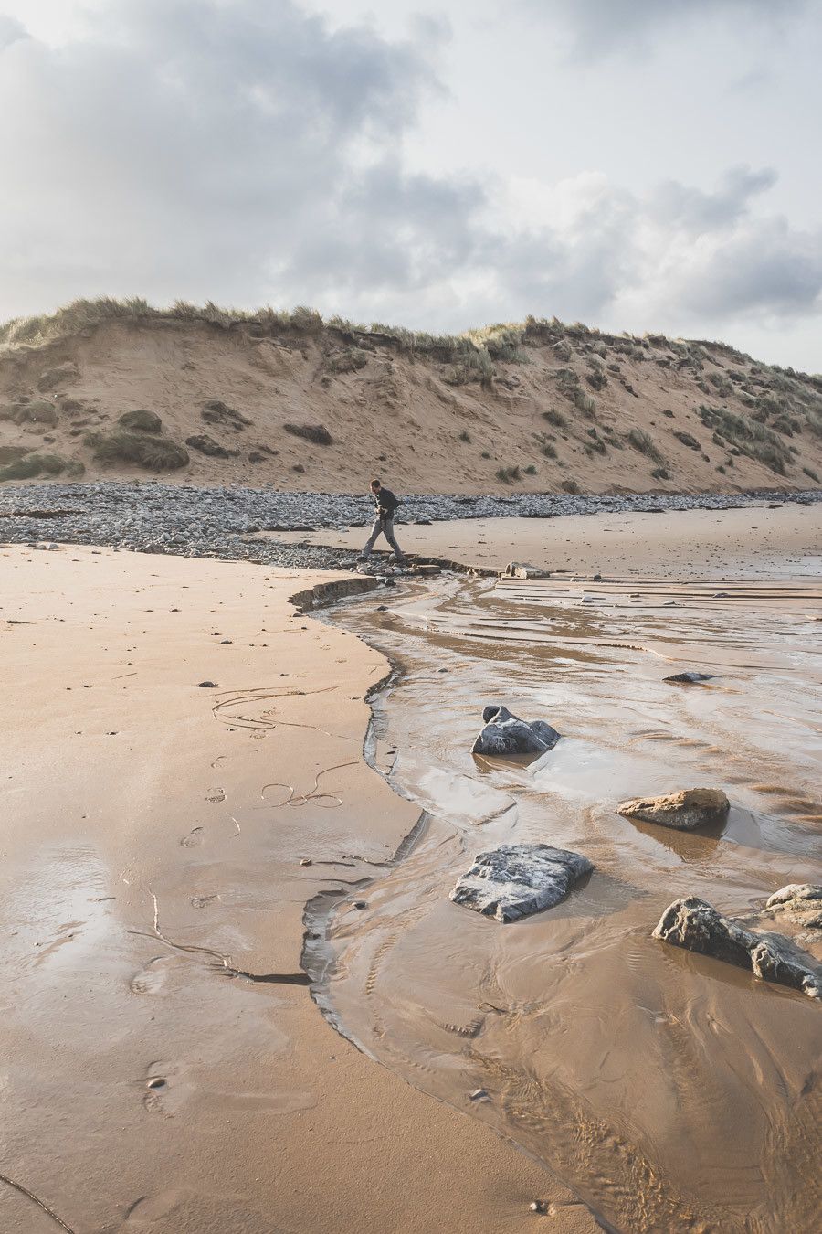 Vous planifiez un road trip en Irlande ? N’oubliez pas le comté de Donegal. Entre belles plages et falaises imposantes, ce comté saura vous surprendre et vous émerveiller. Vous trouverez dans cet article conseils pratiques et itinéraire. Irlande road trip / Road trip Irlande / Irlande paysage / Irlande / Donegal Ireland / Donegal things to do / Voyage Irlande / Voyage en Irlande / Carnet de voyage Irlande / Carnet voyage Irlande