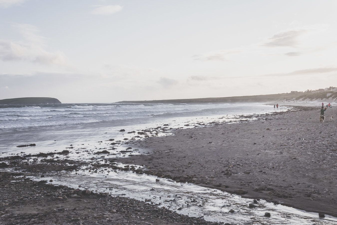 La plage de Keel Beach sur l'île d'Achill dans le comté de Mayo
