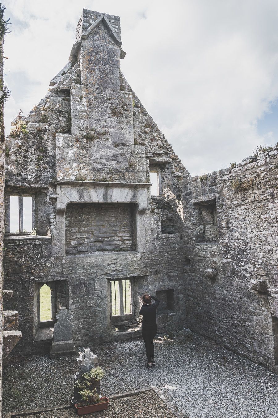 Vous souhaitez visiter le Connemara ? Découvrir la ville de Galway et ses alentours ? Ce guide est fait pour vous ! Il saura vous aiguiller / Irlande road trip / Road trip Irlande / Irlande paysage / Irlande voyage / Voyage Irlande / Irlande voyage / Voyage Irlande / Voyage en Irlande / Carnet de voyage en Irlande / Carnet voyage Irlande / Connemara Irlande / Connemara national park / Galway Ireland / Galway Irlande / Galway things to do