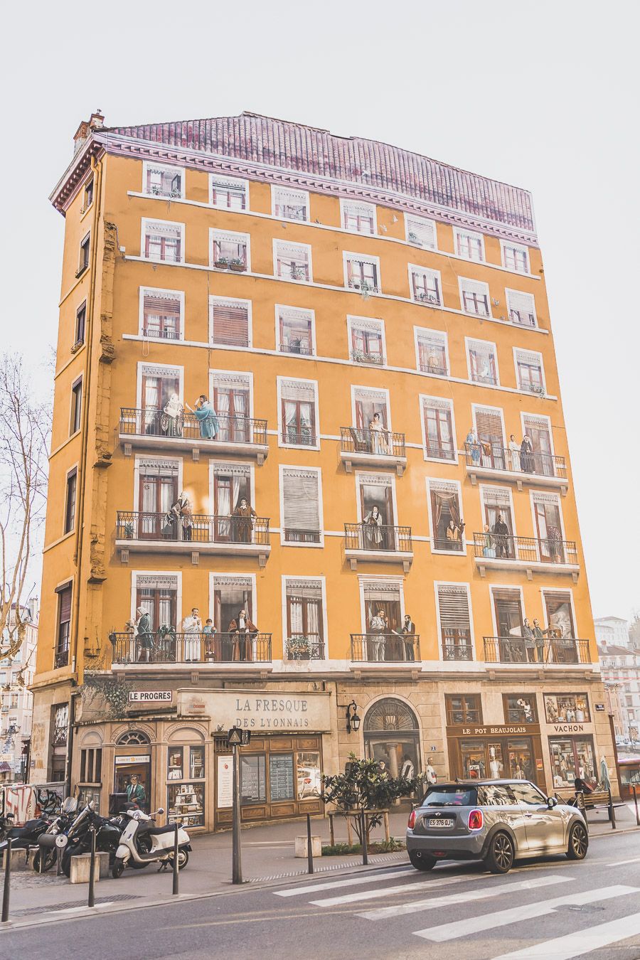 Que visiter à Lyon ? La Fresque des Lyonnais