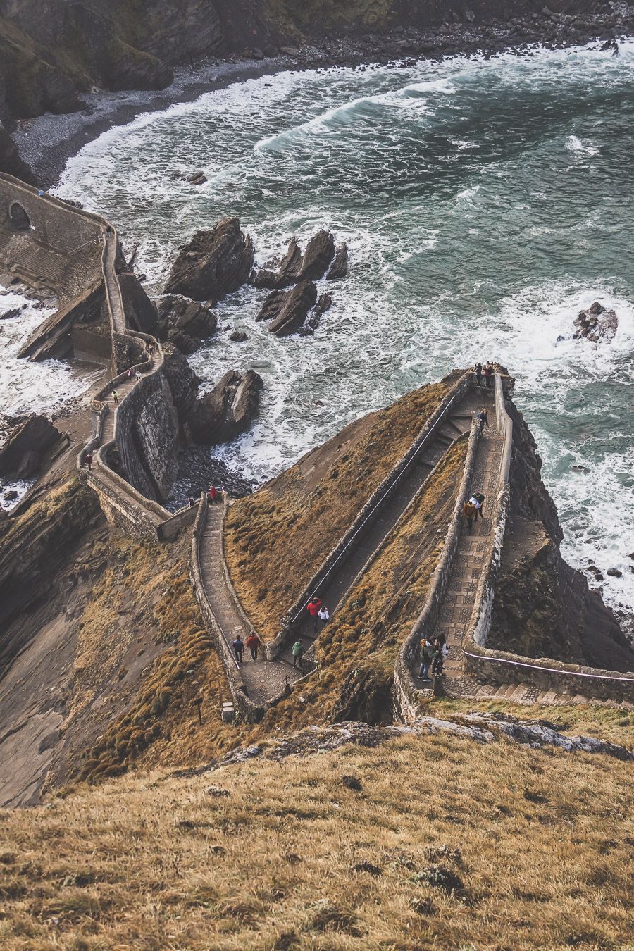 Gaztelugatxe, une étape incontournable lors d'un road trip au Pays basque espagnol 