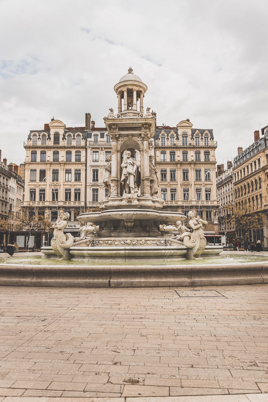 La Place des Jacobins