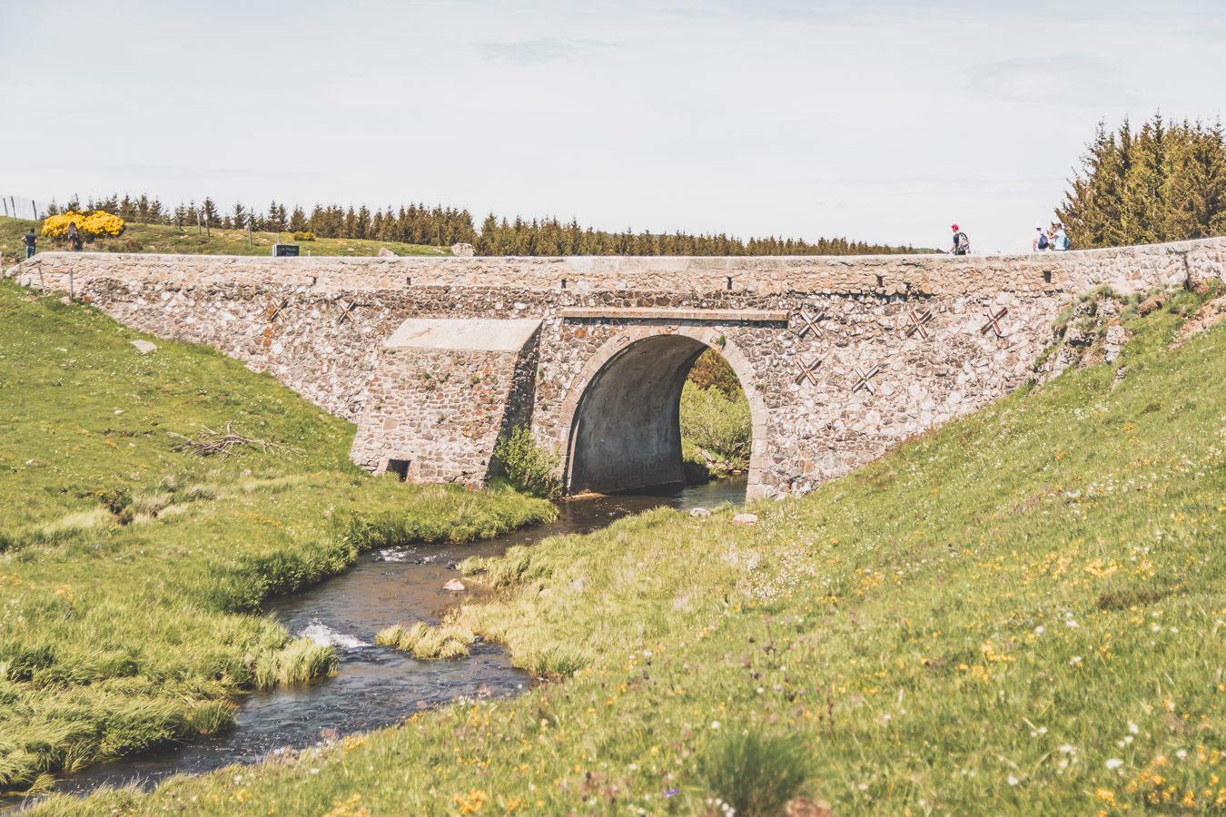 Joli pont en Lozère