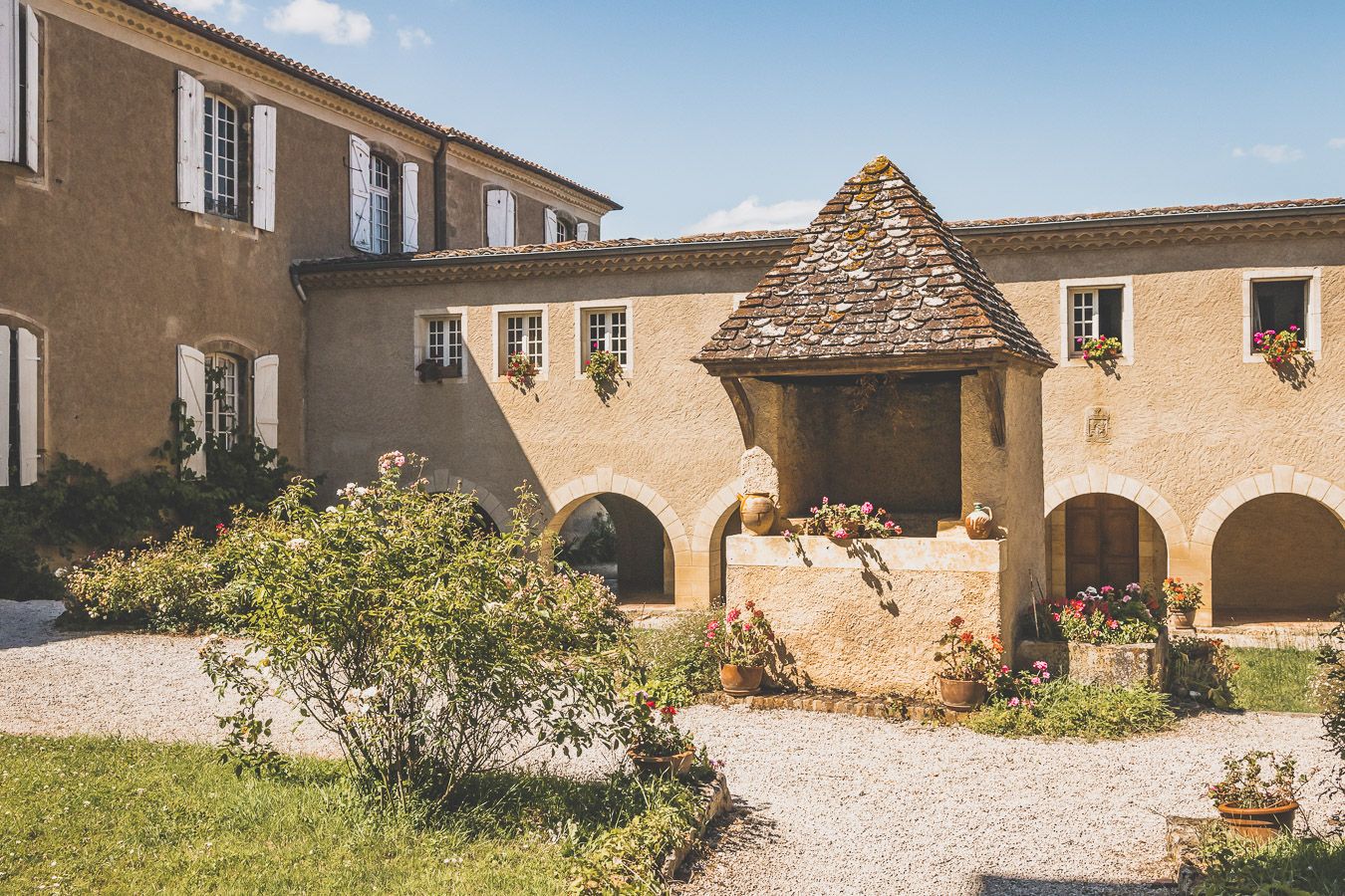 Abbaye de Boulaur dans le Gers