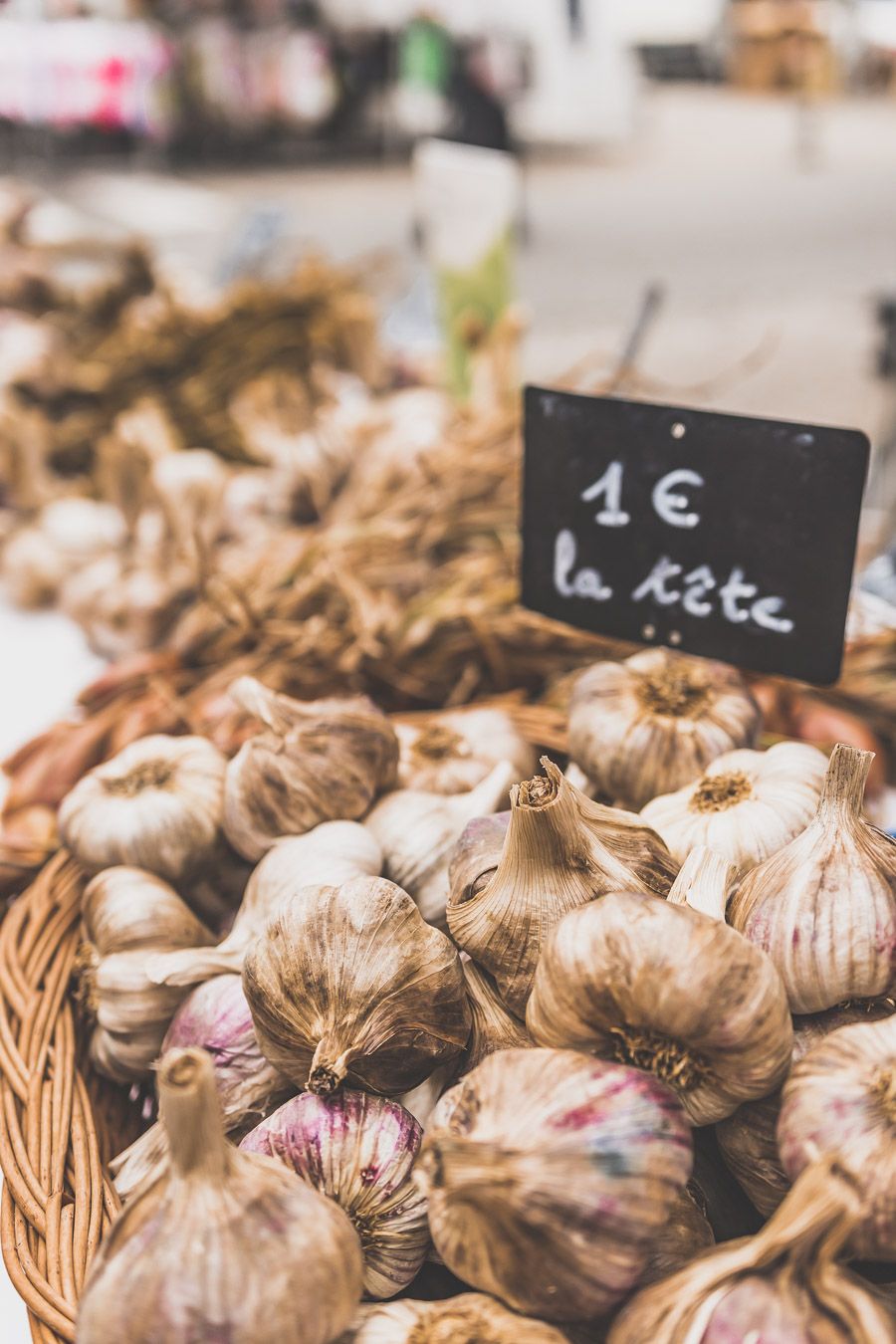 Ail au marché de l'Isle-Jourdain