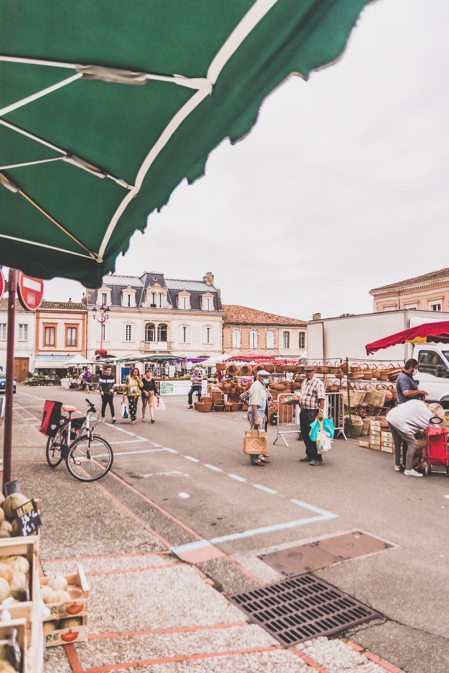 Marché de l'Isle-Jourdain dans le Gers