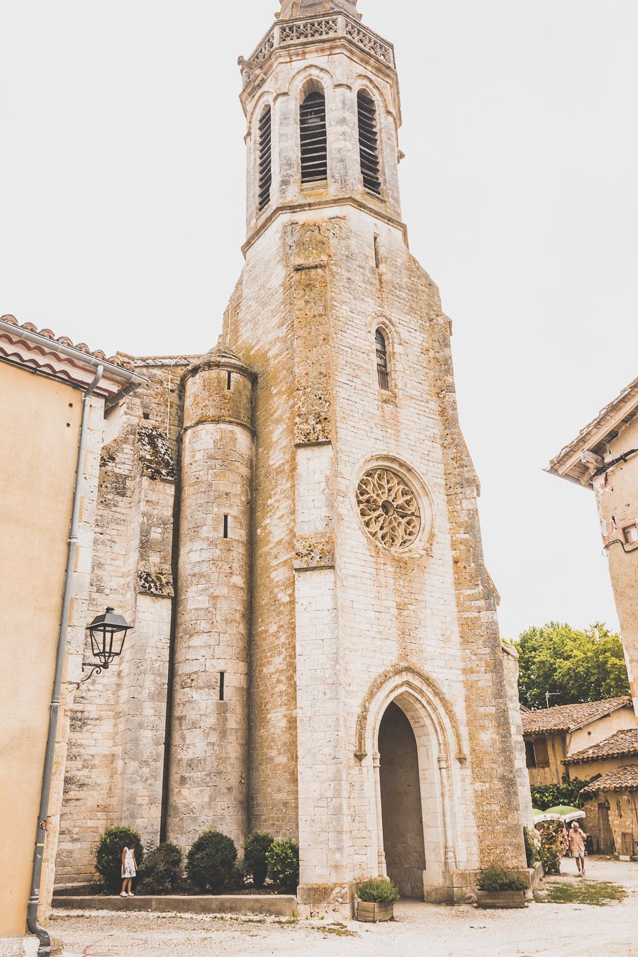 Village de Sarrant dans le Gers