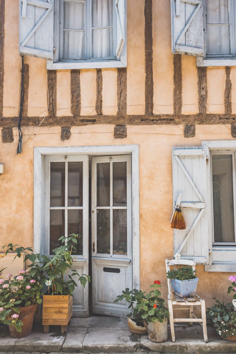 Vous cherchez une destination de vacances en France ? Pourquoi ne pas visiter le Gers ? Suivez ce guide pour un week-end en France. Vacances Occitanie / Occitanie France / Occitanie tourisme / Sud ouest France / Sud ouest paysage / France travel / France tourisme / road trip France / Europe travel / Europe travel list / Vacances en France / Voyage France/ Destinations de voyages / Idées voyages / Europe / Vacances Europe / Gers France / Gers tourisme / Gers paysage / Week end France destinations