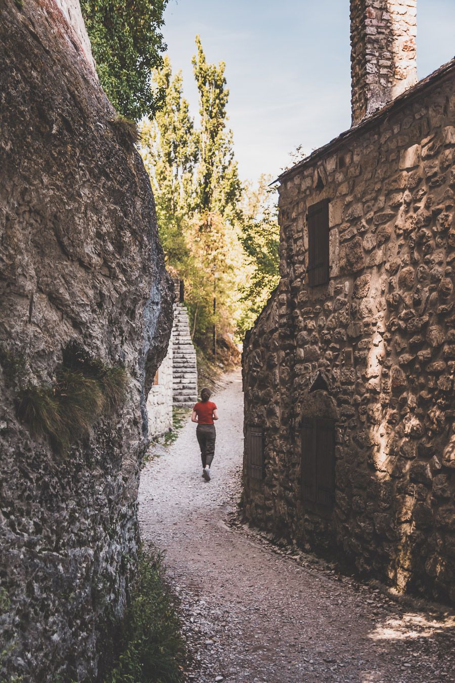 Castelbouc, village troglodyte