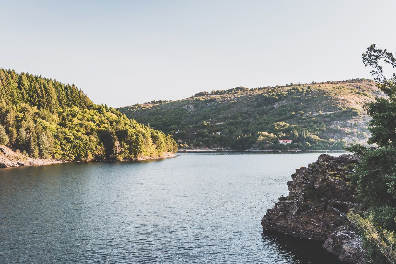 Week-end en Lozère : le lac de Villefort