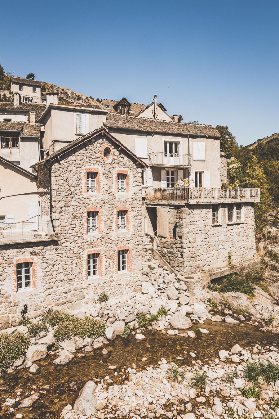 Le Pont-de-Montvert : village sur le chemin de Stevenson, au coeur des Cévennes