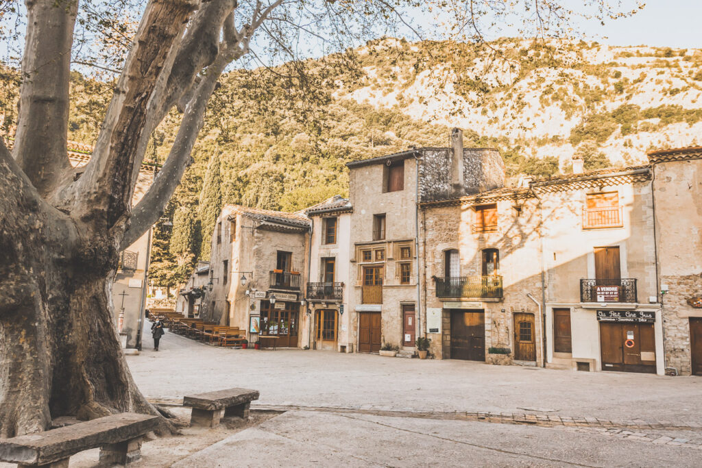 Saint-Guilhem-le-Désert