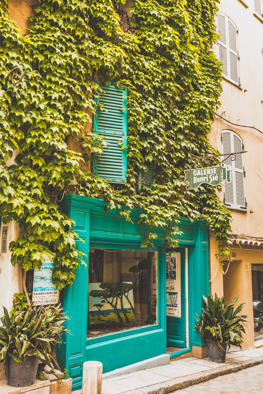 Vous vous demandez que visiter dans le Var ? Faites un road trip en van et suivez le guide ! Vacances en France / Vacances plage / France paysage / Voyage en France / Voyage nature / Voyage en France / Destinations de voyages / Road trip France / Plus beaux villages de France / paysage / provence france / provence alpes côte d'azur / alpes francaises / mont ventoux provence france / van aménagé / Var France / Var tourisme / Var paysage / Var tourisme / French riviera / roadtrip dans le var