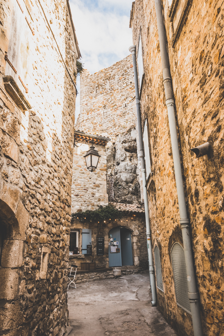 Que voir dans le Gard ? Visiter Aiguèze