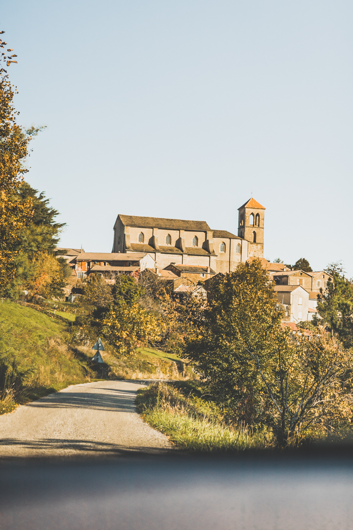 Que faire dans le Gard ? Suivez le guide ! Découvrir l'Occitanie / Voyage en France / Vacances en France / Travel in France / Voyage en Europe / les plus belles randonnées en France / occitanie france / occitanie tourisme / gard tourisme / gard france / languedoc france / languedoc roussillon / languedoc roussillon travel / languedoc roussillon beach / Camargue France / Camargue paysage / villages in france / beaux villages de france / beaux villages occitanie / Europe / nimes france / Vacances