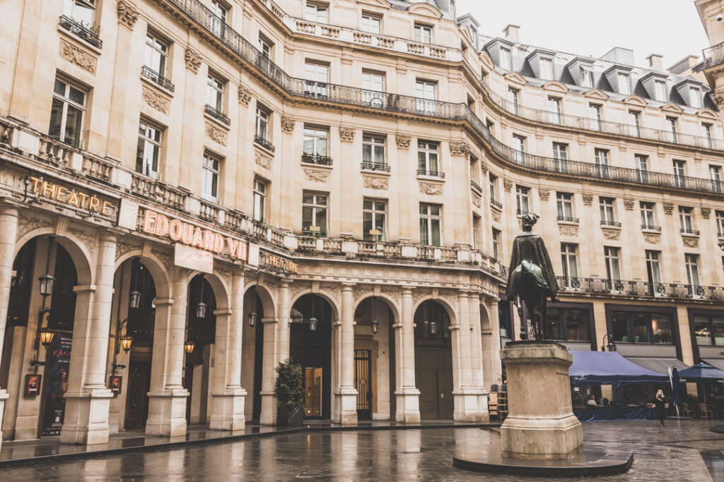 Place Edouard VII 