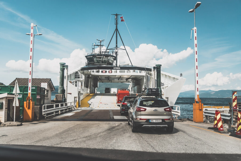 Ferry Hjelmeland