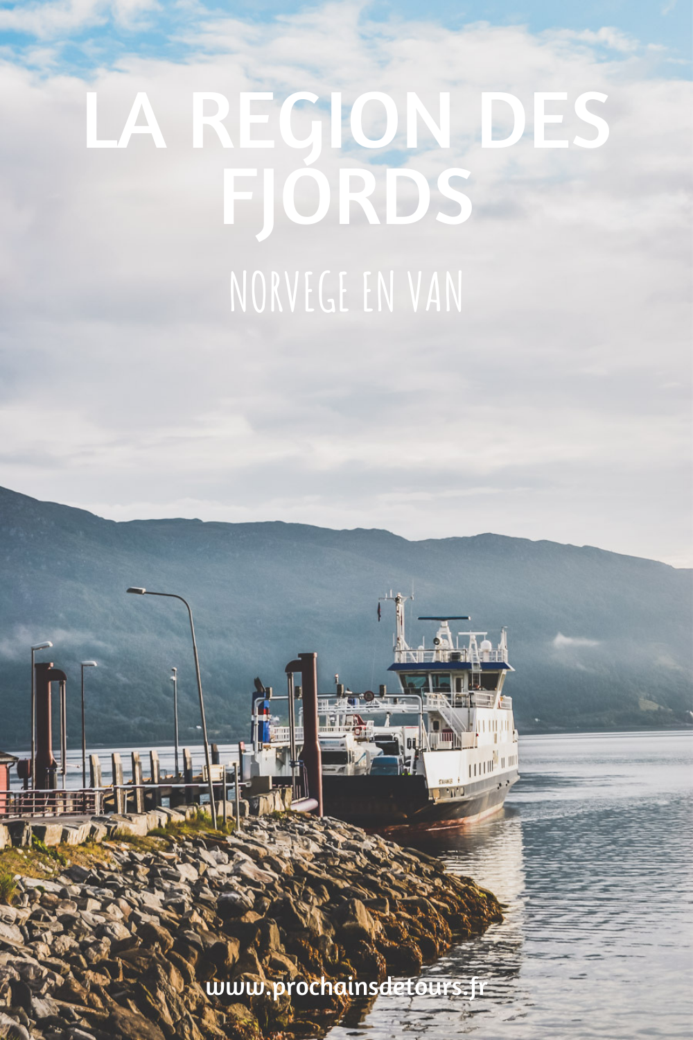 Tu souhaites organiser un road trip dans la région des fjords de Norvège ? Suis notre guide et trouve toutes les informations utiles. #norvège #vacances Voyage en Europe / Vacances Europe / Destinations de voyages / Bucket list travel / Idées de voyages / Europe travel / Scandinavie paysage / road trip norvege sud / Scandinavia / norvege paysage / norvege voyage / norvege aesthetic / Norvège fjord / road trip norvege été / road trip en norvege / road trip van norvege / norvege van / norvege sud