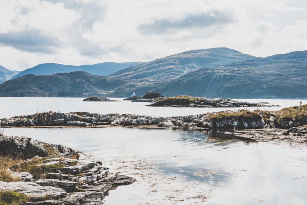 Découvrir la façade des fjords de l'Atlantique : l'île de Vågsøy et son musée Vågsberget