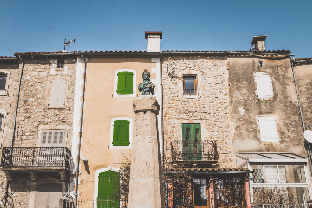 Village médiéval du Caylar dans le Larzac