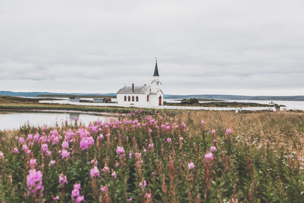 Tu souhaites faire un voyage en Norvège du Nord ? Découvre l'itinéraire de notre voyage en van (Tromso, Lofoten, Senja, Trondheim, Cap Nord) #norvège #vacances Voyage en Europe / Vacances Europe / Destinations de voyages / Bucket list travel / Idées de voyages / Europe travel / Scandinavie paysage / road trip norvege sud / Scandinavia / norvege paysage / norvege voyage / norvege aesthetic / Norvège du Nord / road trip norvege été / road trip en norvege / road trip van norvege / norvege van