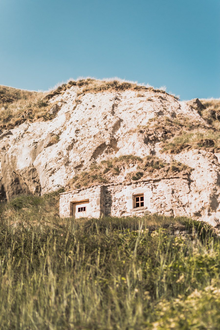 Maisons troglodytes de Monton