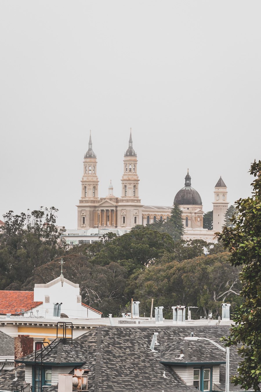 Vous souhaitez visiter San Francisco en 3 jours lors d'un voyage aux Etats-Unis ? Suivez le guide ! Vous trouverez dans cet article les lieux à voir à San Francisco et autres conseils pratiques. San Francisco aesthetic / San Francisco photography / San Francisco city / San francisco things to do in / San francisco voyage / Carnet de voyage San Francisco / Visite San Francisco / Golden Gate bridge / Etats Unis aesthetic / Etats Unis paysages / Etats Unis voyage / Voyage aux Etats Unis