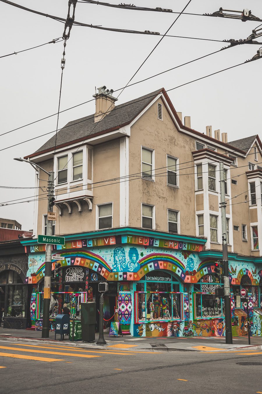 Vous souhaitez visiter San Francisco en 3 jours lors d'un voyage aux Etats-Unis ? Suivez le guide ! Vous trouverez dans cet article les lieux à voir à San Francisco et autres conseils pratiques. San Francisco aesthetic / San Francisco photography / San Francisco city / San francisco things to do in / San francisco voyage / Carnet de voyage San Francisco / Visite San Francisco / Golden Gate bridge / Etats Unis aesthetic / Etats Unis paysages / Etats Unis voyage / Voyage aux Etats Unis