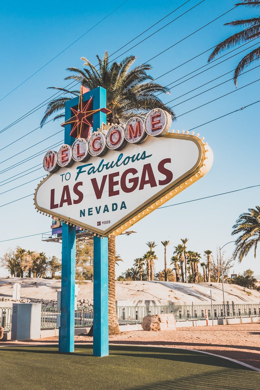 Vous souhaitez visiter Las Vegas en un jour ? Suivez le guide ! Etats Unis aesthetic / Etats Unis paysages / Etats Unis voyage / Voyage aux Etats Unis / Amérique du Nord / Voyage / Las Vegas aesthetic / Las Vegas casino / Ouest americain road trip / Ouest americain paysage / Ouest americain photo / Ouest americain aesthetic / voyage ouest americain / roadtrip ouest américain / Circuit ouest americain / road trip ouest americain 15 jours / ouest americain en famille / Nevada