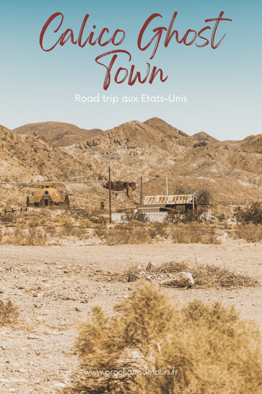 Bienvenue à Calico Ghost Town du comté de San Bernardino, en Californie. Autrefois une ville minière animée des années 1800, Calico a été préservée pour recréer l'aspect et l'ambiance du Far West. Remontez dans le temps et explorez Calico, la ville de la "ruée vers l'argent". Des saloons, des structures historiques, des boutiques, des restaurants et des manèges, Calico offre une expérience dépaysante et éducative pour toute la famille lors d'un road trip dans l'ouest américain ou un voyage.