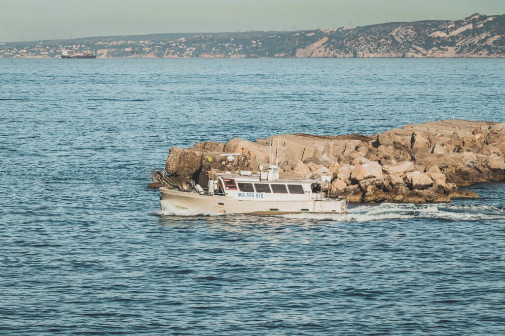 bateau à la mer