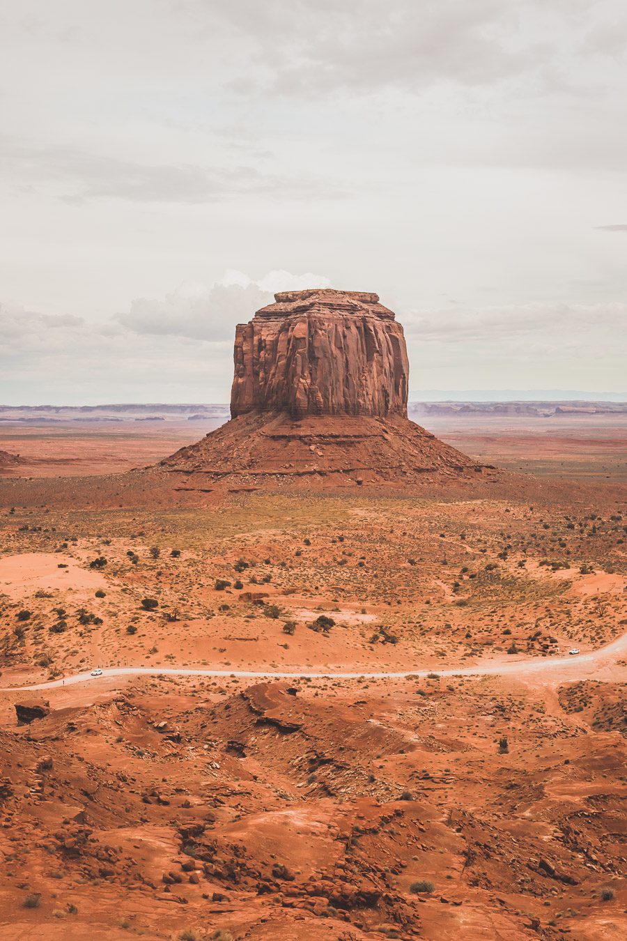 Embarquez pour un voyage de découverte et d'aventure alors que vous embarquez pour un road trip dans l'ouest américain de 2 semaines ! Explorez certains des paysages les plus époustouflants de l'Ouest américain. Vous visiterez des villes dynamiques, vous immergerez dans la culture unique de la région. Avec de nombreuses activités, attractions et merveilles naturelles à explorer comme Yellowstone, Las Vegas ou encore la route 66, ce sera à coup sûr un road trip inoubliable !