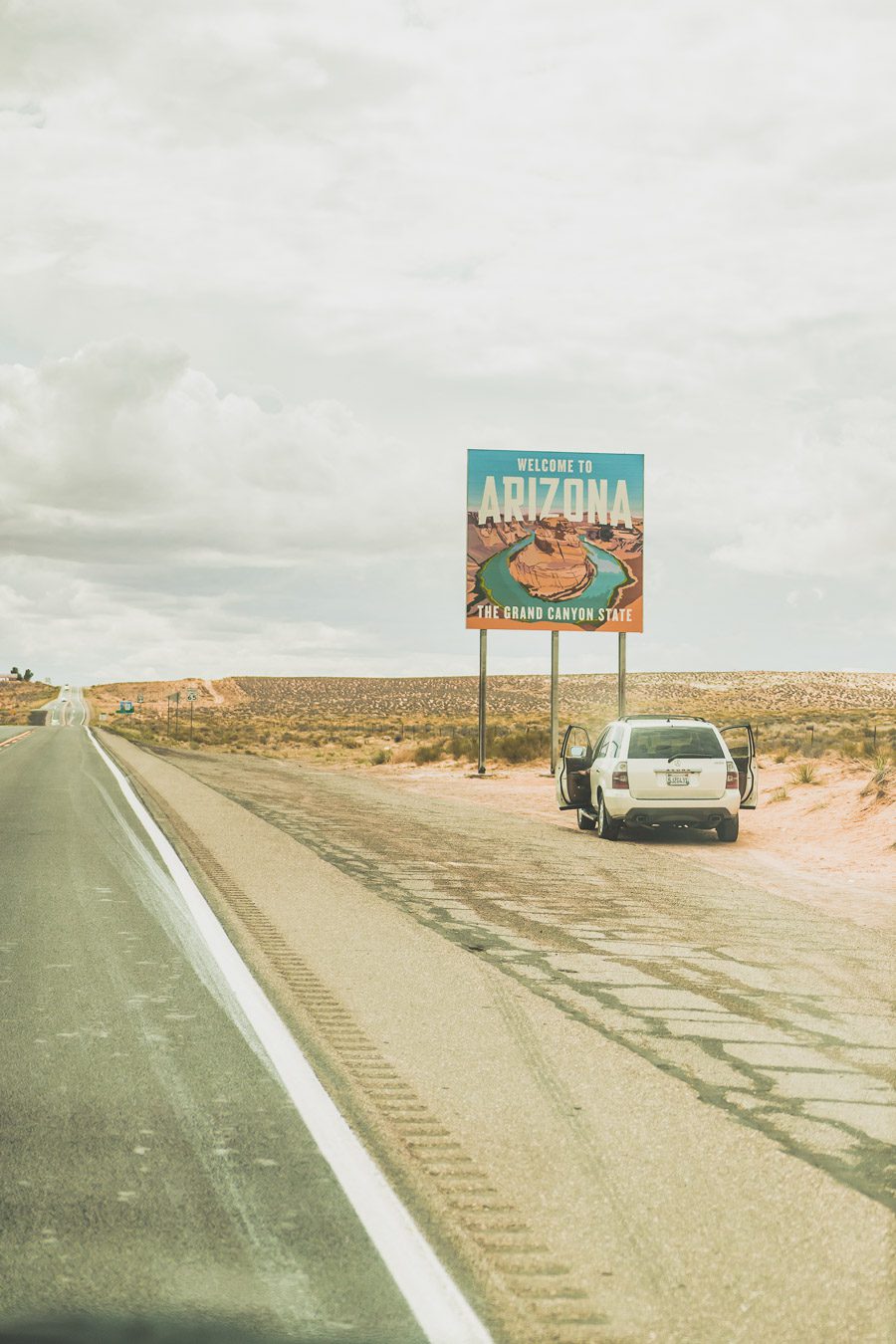 Embarquez pour un voyage de découverte et d'aventure alors que vous embarquez pour un road trip dans l'ouest américain de 2 semaines ! Explorez certains des paysages les plus époustouflants de l'Ouest américain. Vous visiterez des villes dynamiques, vous immergerez dans la culture unique de la région. Avec de nombreuses activités, attractions et merveilles naturelles à explorer comme Yellowstone, Las Vegas ou encore la route 66, ce sera à coup sûr un road trip inoubliable !
