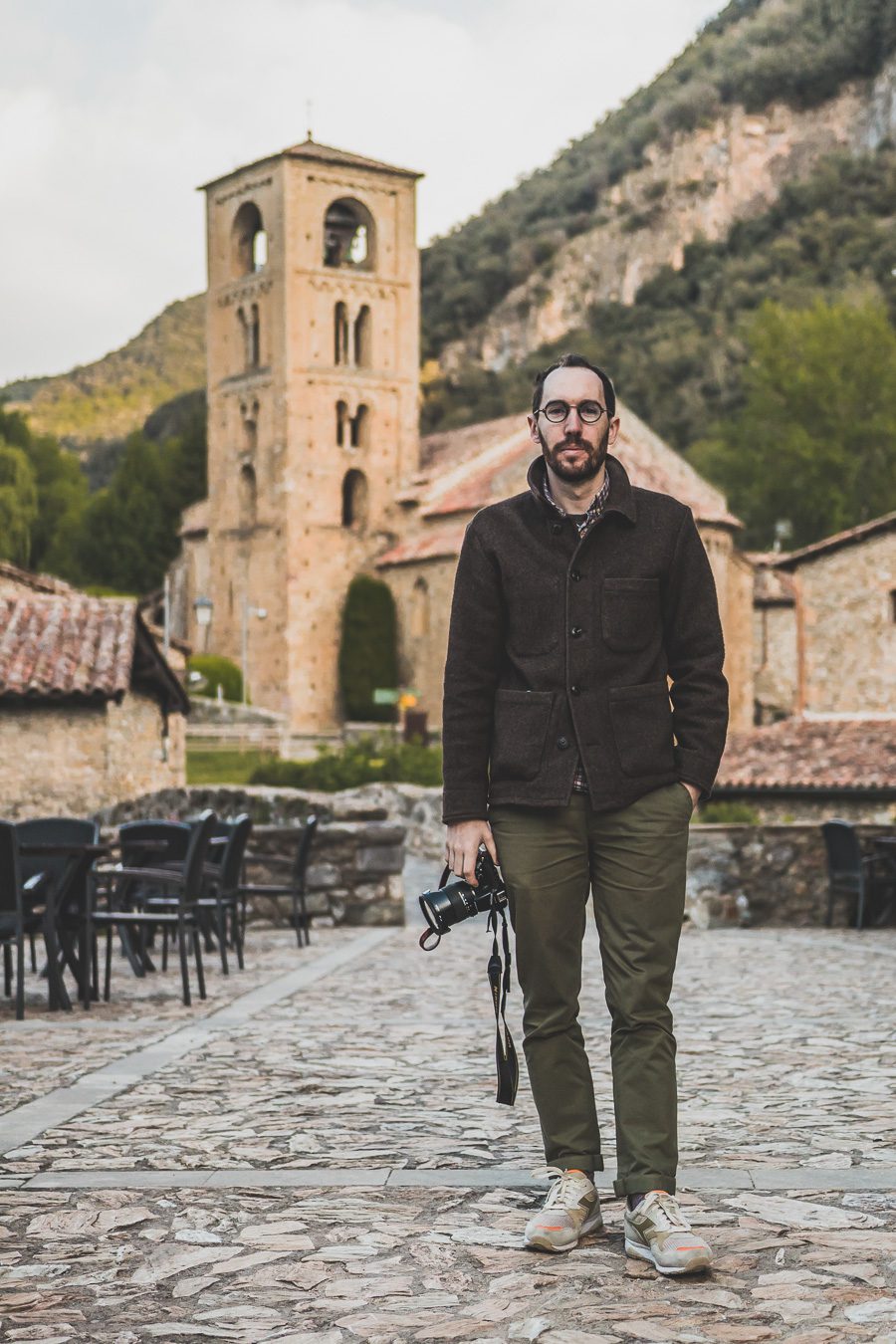 Découvrez le parc naturel de la zone volcanique de la Garrotxa, une destination de rêve pour vos vacances en Europe ! Partez en road trip à la découverte de paysages époustouflants et de villages pittoresques. Explorez les beaux villages d'Espagne, imprégnez-vous de la culture catalane et laissez-vous charmer par la douceur de vivre. Alors, prêt à vivre une expérience inoubliable ? Organisez dès maintenant votre prochain voyage en Catalogne et profitez de la beauté de la Garrotxa.