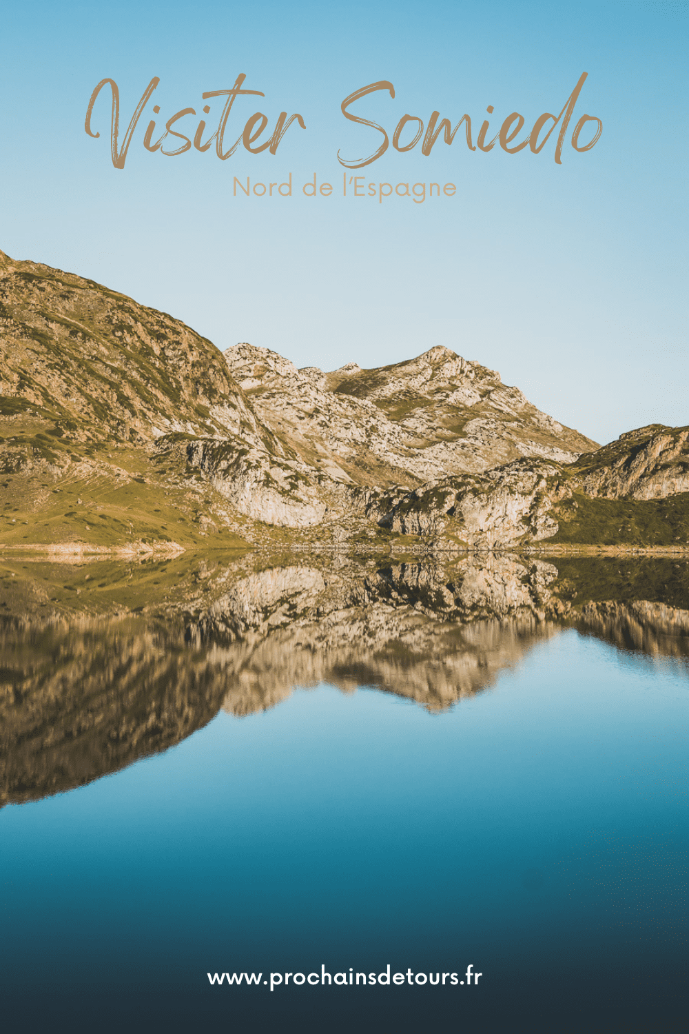 Partez à la découverte d'un paradis naturel : le Parc Naturel de Somiedo dans les Asturies. Plongez dans des paysages époustouflants, entre montagnes majestueuses et vallées verdoyantes. Une aventure inoubliable vous attend. Explorez ce joyau naturel lors d'un road trip en van à travers les Asturies dans le Nord de l'Espagne et faites de belles randonnées. 